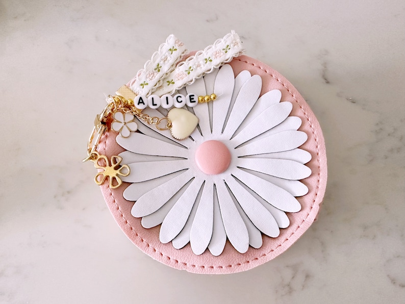 Girls Personalized Name Handbag Daisy Flower First Purse School Bag Princess Toddlers Kids Babies 4, 5, 6 Year Old Birthday Graduation Gift