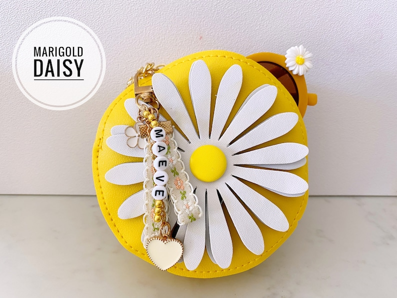 Girls Personalized Name Handbag Daisy Flower First Purse School Bag Princess Toddlers Kids Babies 4, 5, 6 Year Old Birthday Graduation Gift